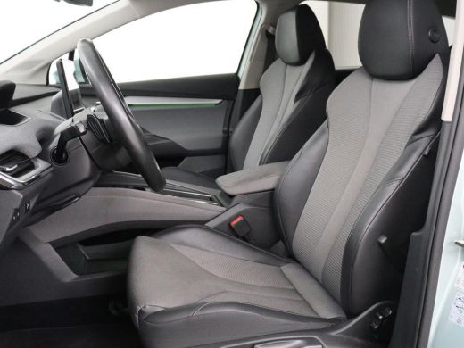Skoda Enyaq iV 60 | Stoelverwarming | Matrix LED | Camera | Keyless | Stuurverwarming | Carplay | 20'' | Half le... ActivLease financial lease