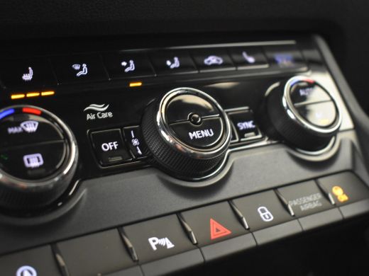 Skoda Karoq 1.5 TSI ACT Sportline Business 150pk DSG/AUTO | Achteruitrijcamera | Navigatie | Cruise control |... ActivLease financial lease