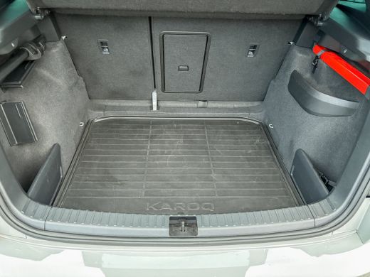 Skoda Karoq 1.5 TSI ACT Sportline Business | Trekhaak wegkl. | Camera | Prijs Rijklaar!! ActivLease financial lease