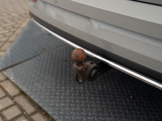 Skoda Karoq 1.5 TSI ACT Sportline Business | Trekhaak wegkl. | Camera | Prijs Rijklaar!! ActivLease financial lease