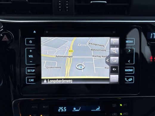 Toyota Auris 1.8 Hybrid Active **NAVIGATIE/ CRUISE CONTROL/ CLIMATE CONTROL/ PARKEERCAMERA** ActivLease financial lease