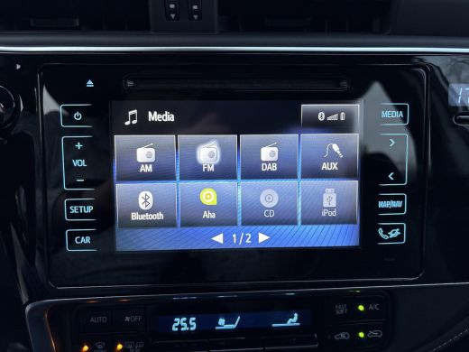 Toyota Auris 1.8 Hybrid Active **NAVIGATIE/ CRUISE CONTROL/ CLIMATE CONTROL/ PARKEERCAMERA** ActivLease financial lease