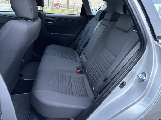 Toyota Auris 1.8 Hybrid Active **NAVIGATIE/ CRUISE CONTROL/ CLIMATE CONTROL/ PARKEERCAMERA** ActivLease financial lease