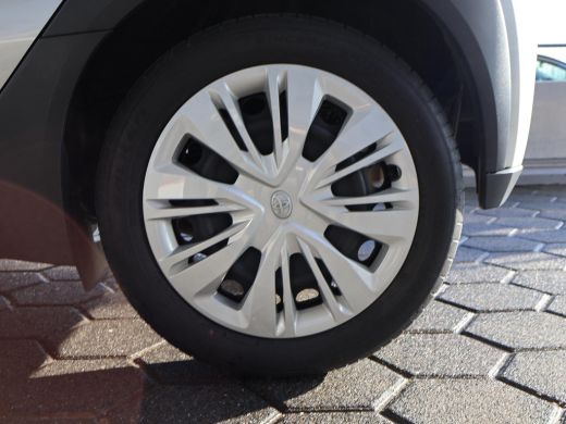 Toyota Aygo 1.0 VVT-i MT PLAY + ADAPTIVE CRUISE | CAMERA | APPLE CARPLAY | ANDROID AUTO | DAB ActivLease financial lease