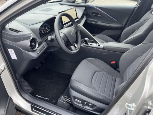 Toyota C-HR 2.0 Plug-in Hybrid 220 Executive | Navigatie | Apple CarPlay/Android auto | Achteruitrijcamera | ... ActivLease financial lease