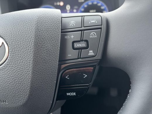 Toyota C-HR 2.0 Plug-in Hybrid 220 Executive | Navigatie | Apple CarPlay/Android auto | Achteruitrijcamera | ... ActivLease financial lease