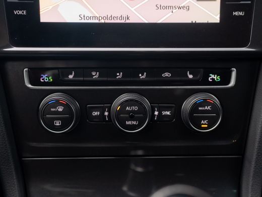 Volkswagen Golf Variant 1.5 TSI Comfortline Business | Camera | Trekhaak | Stoelverw. | Prijs Rijklaar!! ActivLease financial lease