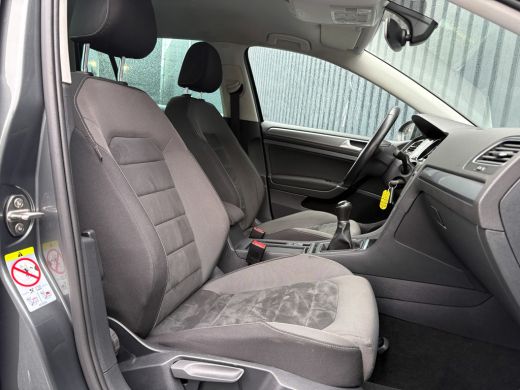 Volkswagen Golf Variant 1.5 TSI Comfortline Business | Camera | Trekhaak | Stoelverw. | Prijs Rijklaar!! ActivLease financial lease