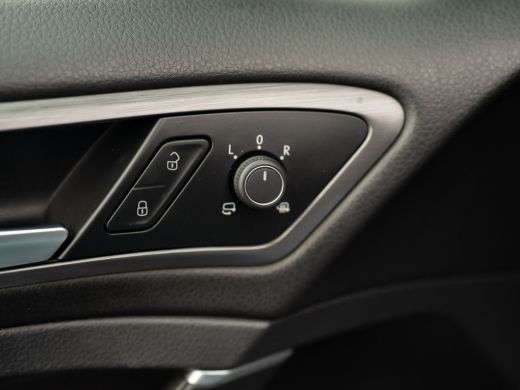 Volkswagen Golf Variant 1.5 TSI Comfortline Business | Camera | Trekhaak | Stoelverw. | Prijs Rijklaar!! ActivLease financial lease