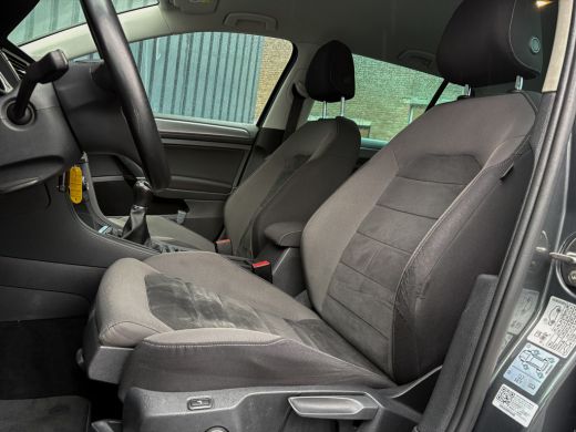 Volkswagen Golf Variant 1.5 TSI Comfortline Business | Camera | Trekhaak | Stoelverw. | Prijs Rijklaar!! ActivLease financial lease