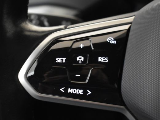 Volkswagen ID.4 First 77 kWh 204pk | Navigatie | Adaptief cruise control | Parkeersensoren v+a | App connect | St... ActivLease financial lease