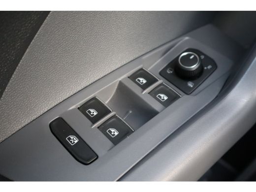 Volkswagen T-Cross 1.5 TSI Style Business R 149PK | Achteruitrijcamera | Cruise control adaptief | Hill hold functie ActivLease financial lease