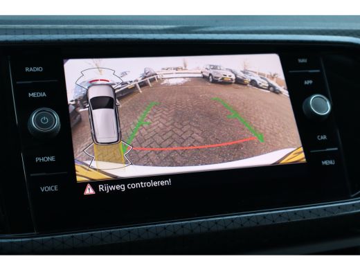 Volkswagen T-Cross 1.5 TSI Style Business R 149PK | Achteruitrijcamera | Cruise control adaptief | Hill hold functie ActivLease financial lease