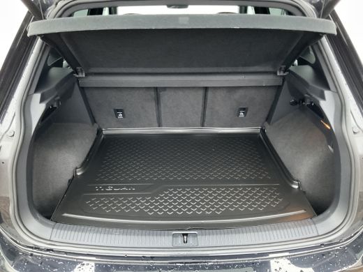 Volkswagen Tiguan 1.5 TSI R-Line Harman/Kardon Leer Adapt.Cruise Carplay Keyless Business+ ActivLease financial lease