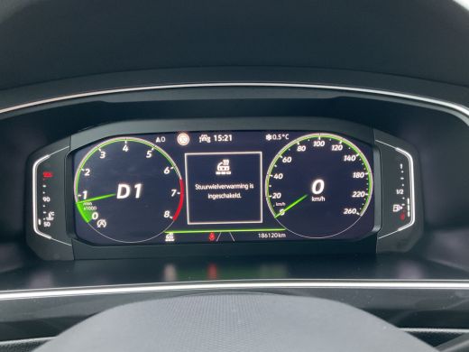 Volkswagen Tiguan 1.5 TSI R-Line Harman/Kardon Leer Adapt.Cruise Carplay Keyless Business+ ActivLease financial lease