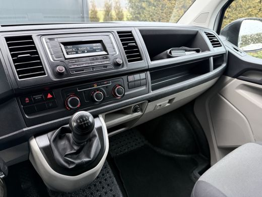 Volkswagen Transporter 2.0 TDI 150 PK / L2H1 / 1e EIG. / IMPERIAAL / TREKHAAK / AIRCO / CRUISE / PDC ActivLease financial lease