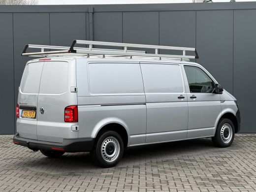 Volkswagen Transporter 2.0 TDI 150 PK / L2H1 / 1e EIG. / IMPERIAAL / TREKHAAK / AIRCO / CRUISE / PDC ActivLease financial lease