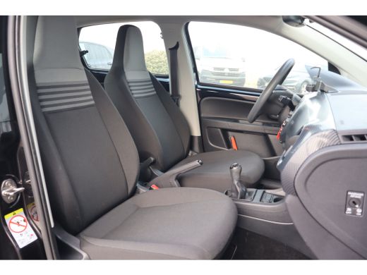 Volkswagen up! 1.0 65PK | Achteruitrijcamera | Airco | Cruise control ActivLease financial lease