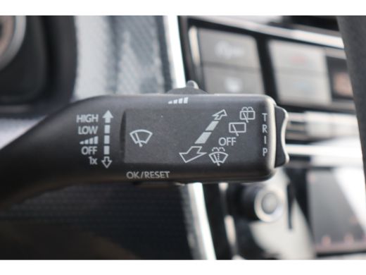 Volkswagen up! 1.0 65PK | Achteruitrijcamera | Airco | Cruise control ActivLease financial lease