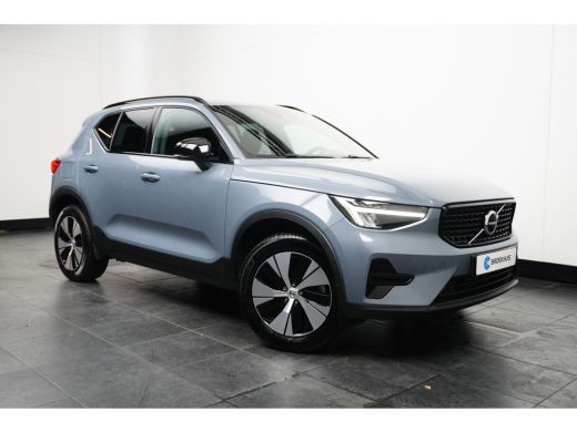 Volvo  XC40 T4 Recharge Plus Dark Harman/Kardon | Elek Stoel | Camera | Trekhaak | Stoel- & Stuurverwarming |... ActivLease financial lease