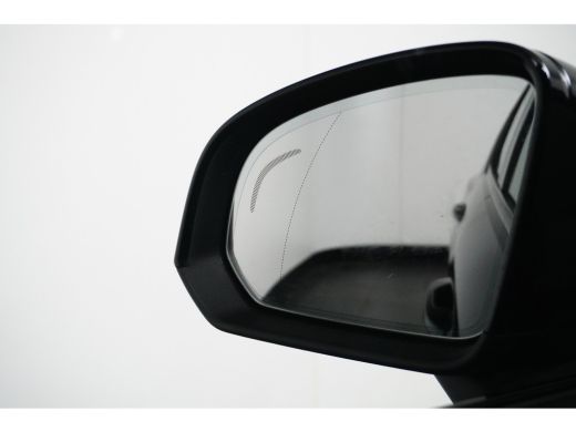 Volvo  XC40 T5 Recharge R-Design Harman/Kardon | Elek Stoel | Adaptive Cruise | BLIS | Camera | Leder-Alcanta... ActivLease financial lease