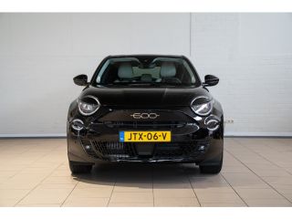Fiat 600 1.2 Hybrid La Prima | Lederen Bekleding | Stoelverwarming | Climate Controle | Navigatie | Camera...