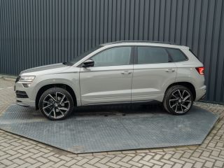 Skoda Karoq 1.5 TSI ACT Sportline Business | Trekhaak wegkl. | Camera | Prijs Rijklaar!!