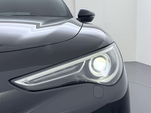 Alfa Romeo Stelvio 2.0 T AWD Super VAN &euro; 33.900,- VOOR &euro; 28.877, - UW LENTEVOORDEEL: &euro; 5.023,-!  | BOMVOL| STOEL/ ST... ActivLease financial lease