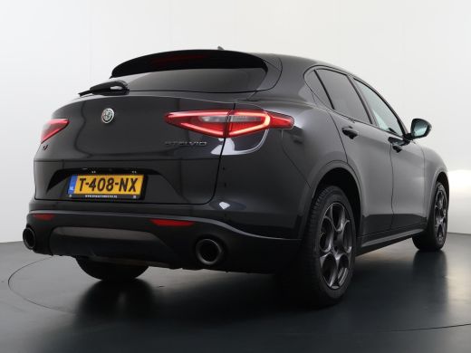 Alfa Romeo Stelvio 2.0 T AWD Super VAN &euro; 33.900,- VOOR &euro; 28.877, - UW LENTEVOORDEEL: &euro; 5.023,-!  | BOMVOL| STOEL/ ST... ActivLease financial lease