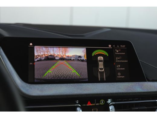 BMW 2 Serie 218i High Executive M Sport Automaat / Panoramadak / Sportstoelen / Achteruitrijcamera / M Sporto... ActivLease financial lease