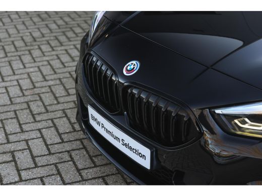 BMW 2 Serie 218i High Executive M Sport Automaat / Panoramadak / Sportstoelen / Achteruitrijcamera / M Sporto... ActivLease financial lease