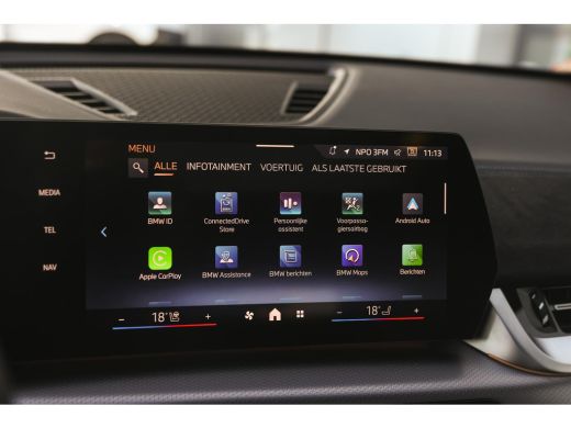 BMW X1 xDrive25e M Sport Automaat / Panoramadak / Trekhaak / Sportstoelen / M Adaptief onderstel / Comfo... ActivLease financial lease