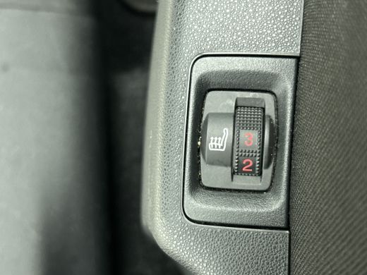 Citroën C3 1.5 HDi 102PK Shine / Stoelverwarming / 1/2 Leder / Airco-ecc./ Navigatie / Pack City Safety / Ap... ActivLease financial lease