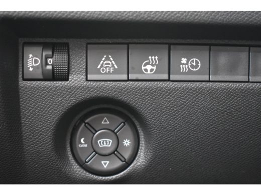 Citroën &euml;-C4 Shine 50 kWh 3 Fase | Vol-Leder | Massage | Elektr. Stoelen | Stoelverwarming | Navigatie | Full-... ActivLease financial lease