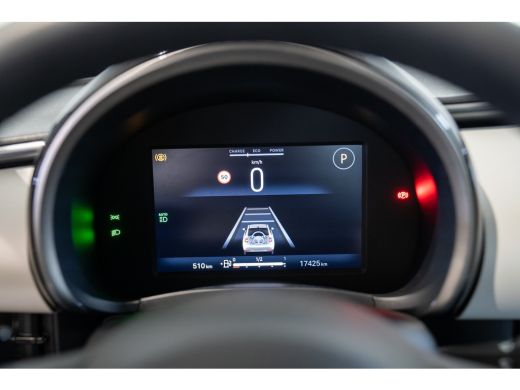 Fiat 600 1.2 Hybrid La Prima | Lederen Bekleding | Stoelverwarming | Climate Controle | Navigatie | Camera... ActivLease financial lease