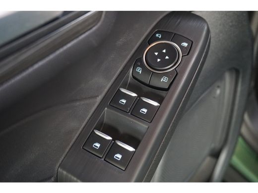 Ford Kuga 2.5 PHEV Active X | 12-weg verstelbare voorstoelen - AGR gecertificeerd | Elektrisch glazen panor... ActivLease financial lease