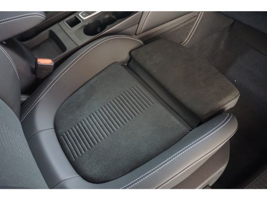 Ford Kuga 2.5 PHEV Active X | 12-weg verstelbare voorstoelen - AGR gecertificeerd | Elektrisch glazen panor... ActivLease financial lease