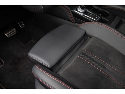 Ford Kuga 2.5 PHEV ST-Line X | Full options | Trekhaak | Adaptieve cruise | Panoramadak | Matrix LED | Dode... ActivLease financial lease