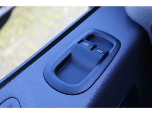 Ford Transit 2.0 TDCI 130pk L4 H3 Trend Airco 270Gr Achterdeuren ActivLease financial lease