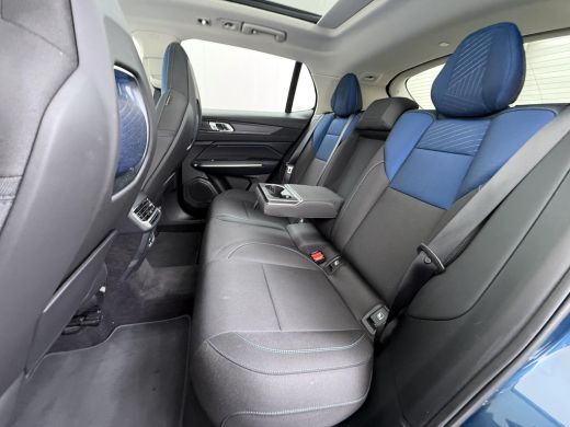 Lynk & Co 01 1.5 VAN &euro; 23.900,- VOOR &euro; 19.877,- UW LENTEVOORDEEL &euro; 4.023 ,-! | PHEV PLUG-IN HYBRIDE | COMPLETE... ActivLease financial lease