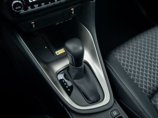 Mazda 2 Hybrid Hybrid 1.5 Homura Plus | Trekhaak afnb. | Panodak | Head Up | Prijs Rijklaar!! ActivLease financial lease