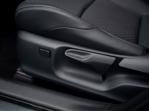 Mazda 2 Hybrid Hybrid 1.5 Homura Plus | Trekhaak afnb. | Panodak | Head Up | Prijs Rijklaar!! ActivLease financial lease