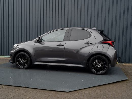 Mazda 2 Hybrid Hybrid 1.5 Homura Plus | Trekhaak afnb. | Panodak | Head Up | Prijs Rijklaar!! ActivLease financial lease