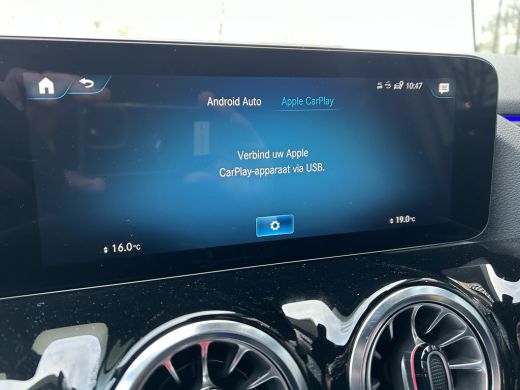 Mercedes-Benz GLA 250e Luxury Plugin Hybride 250e Luxury // Trekhaak // Carplay // Camera // Sfeerverlichting // Wi... ActivLease financial lease