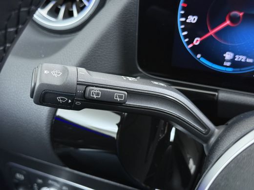 Mercedes-Benz GLA 250e Luxury // Trekhaak // Carplay // Camera // Sfeerverlichting // Widescreen Dashbord ActivLease financial lease