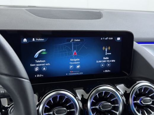 Mercedes-Benz GLA 250e Luxury // Trekhaak // Carplay // Camera // Sfeerverlichting // Widescreen Dashbord ActivLease financial lease