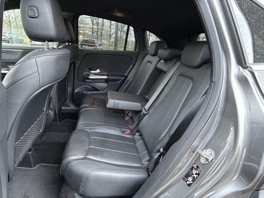 Mercedes-Benz GLA 250e Luxury Plugin Hybride 250e Luxury // Trekhaak // Carplay // Camera // Sfeerverlichting // Wi... ActivLease financial lease