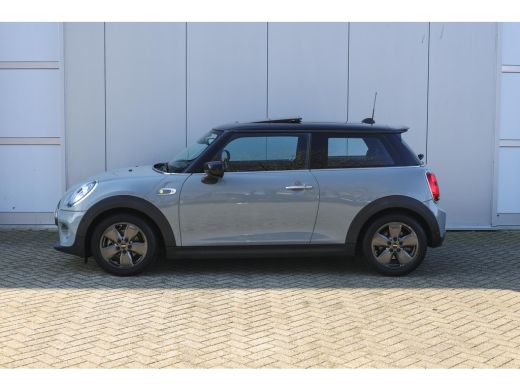 Mini Electric Yours / Panoramadak / Sportstoelen / Achteruitrijcamera / Comfort Access / LED / Head-Up / Harman... ActivLease financial lease