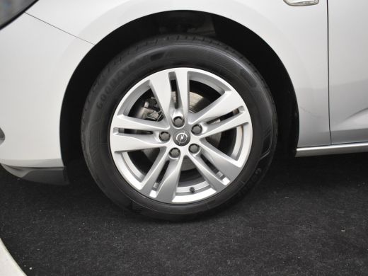 Opel Astra Sports Tourer 1.2 Edition 110pk | Achteruitrijcamera | Parkereersensoren v+a | Cruise Control | D... ActivLease financial lease