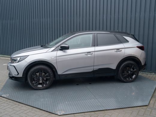Opel Grandland 1.2 Turbo GS Line | Camera | Stoel & Stuur verw. | Navi | Prijs Rijklaar!! ActivLease financial lease
